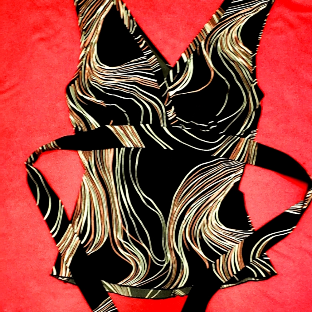 Forever 21 Sm-Med V-Neck Tie back top